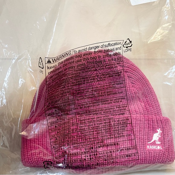 ๐ NWT kangol cardinal 2 way beanie pink kangaroo - Picture 4 of 4